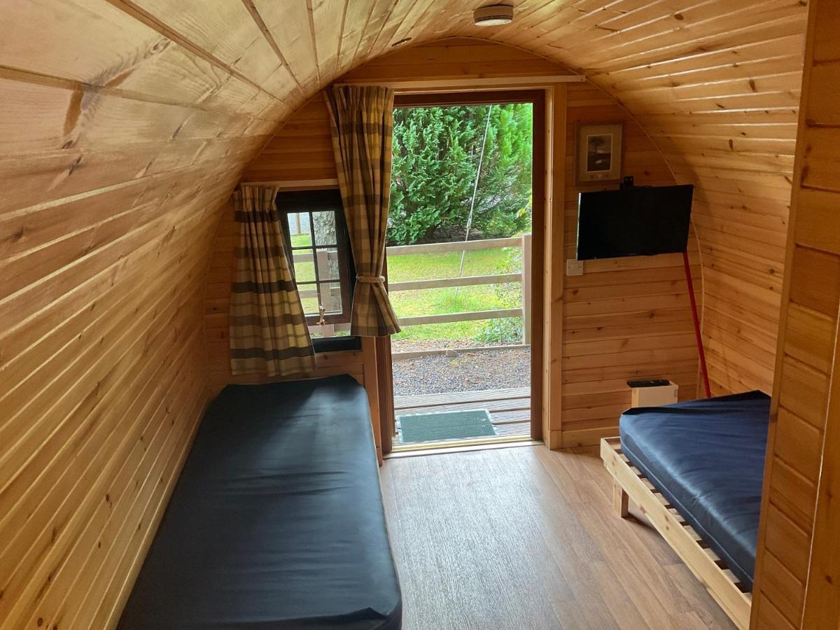 Glamping Hut - By The Way Campsite 泰恩德拉姆 外观 照片
